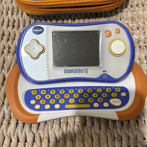 Vtech Mobigo 2 Touch Learning System Handheld & Tested & Case - Picture 4 of 6